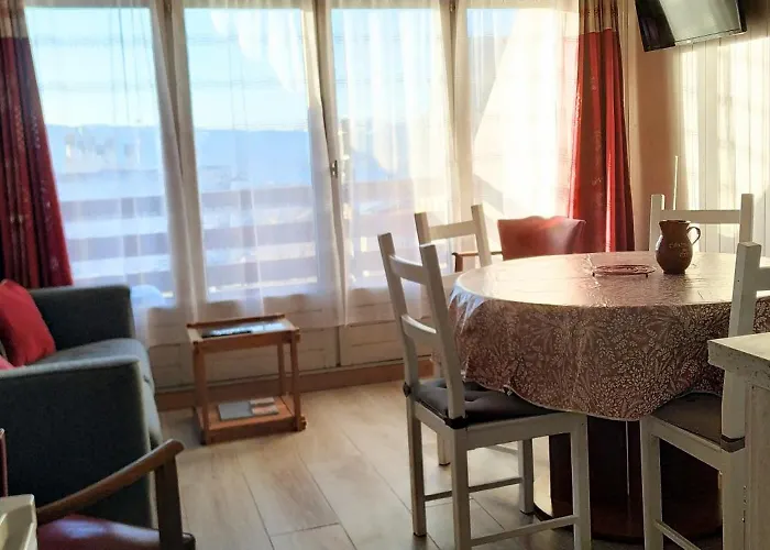 F3 2 Duplex Centre-ville Font-romeu * Font-Romeu-Odeillo-Via